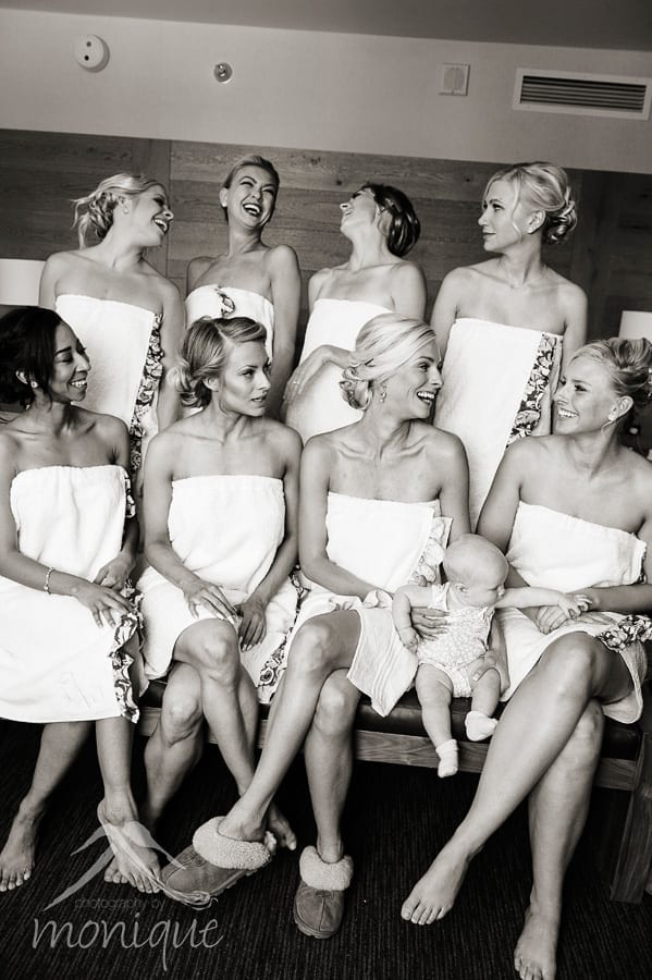tahoe wedding bridesmaids in towels