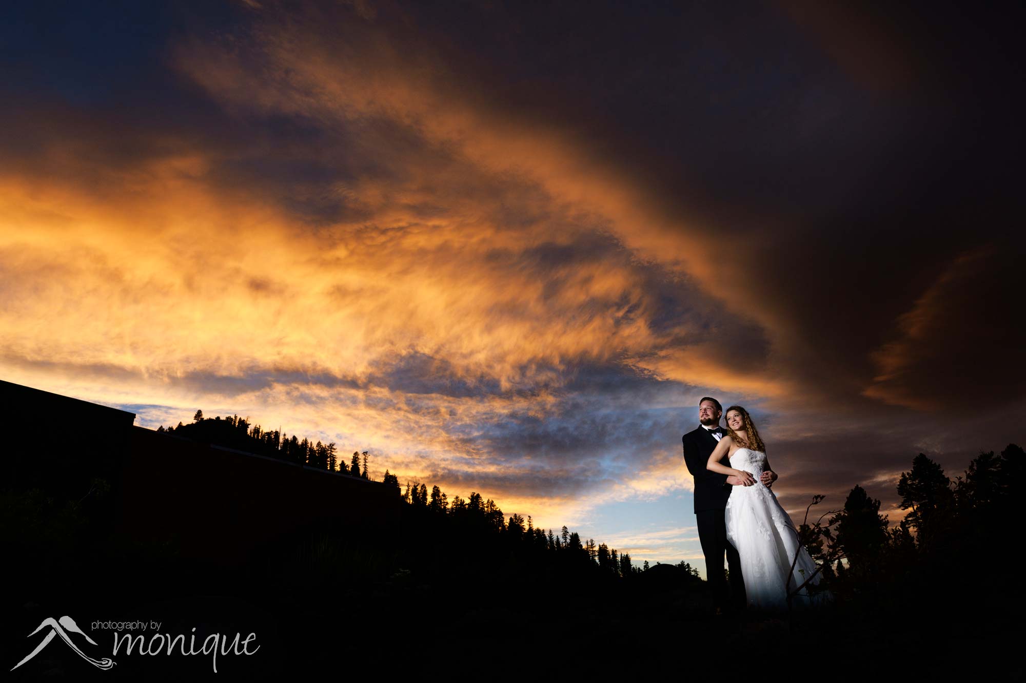 Winters creek lodge wedding photography at sunset