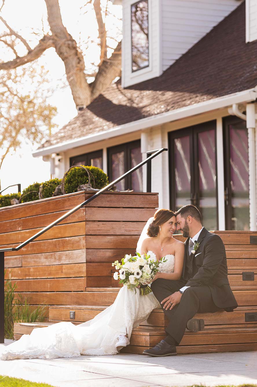 a bride and groom at the historic Elm Estate in Reno, Nevada by Photography by Monique